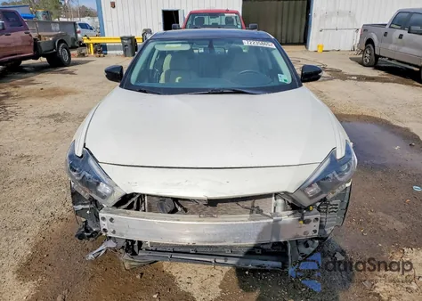 2017 Nissan Maxima 3.5S z USA, uszkodzony, nr VIN 1N4AA6AP7HC455346